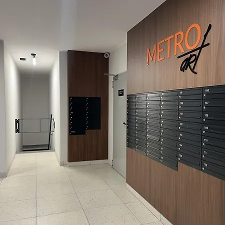 Metro Art Scandic Apartment